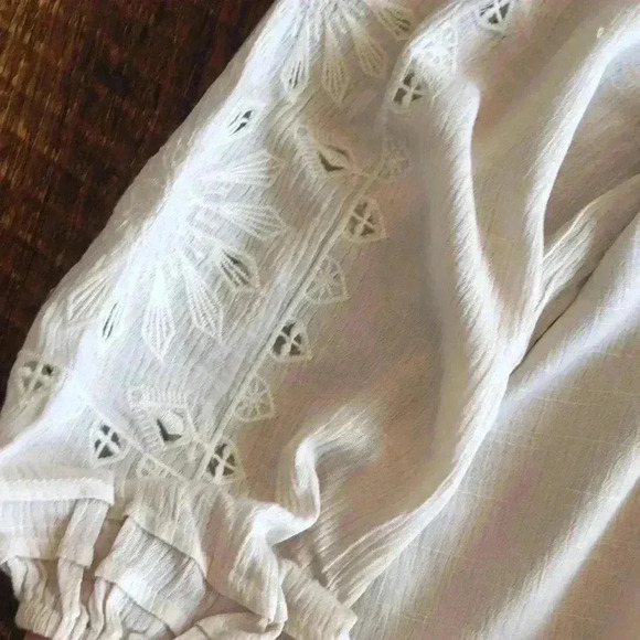 ASTR | Cream Off the Shoulder Flowy Gauze Top with Embroidery on Sleeves - Picture 3 of 7